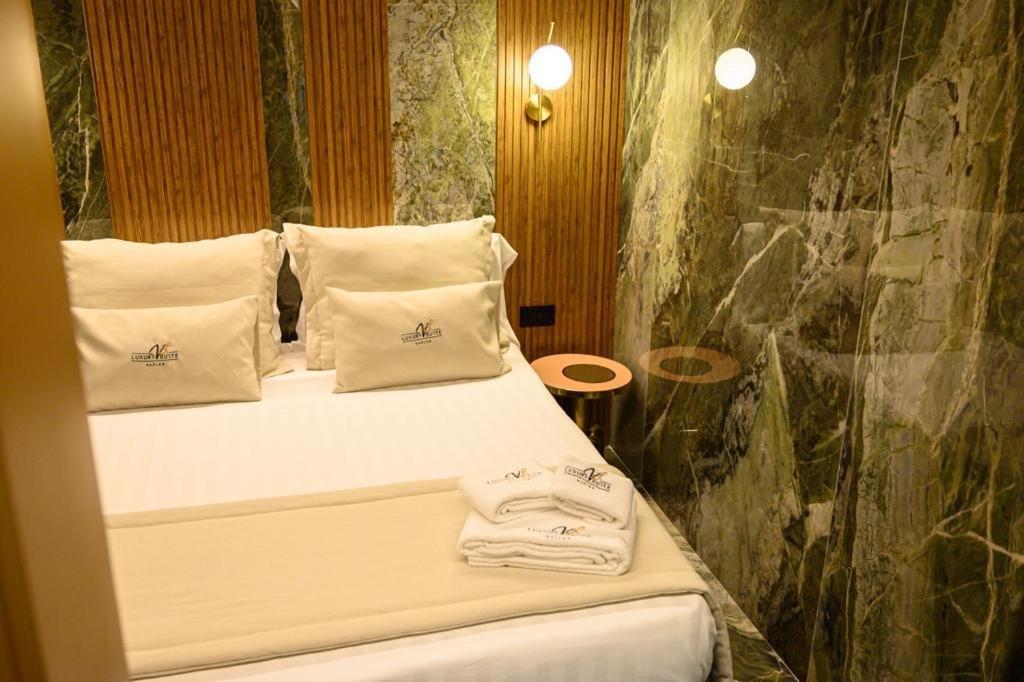 Luxury Suite Napoli Ngoại thất bức ảnh